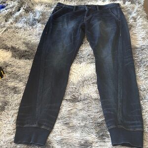 True Religion Men's Deep Indigo Skinny Jeans/Jogger with strech.